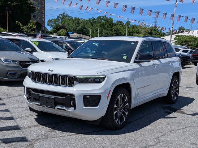 2022 Jeep Grand Cherokee Overland