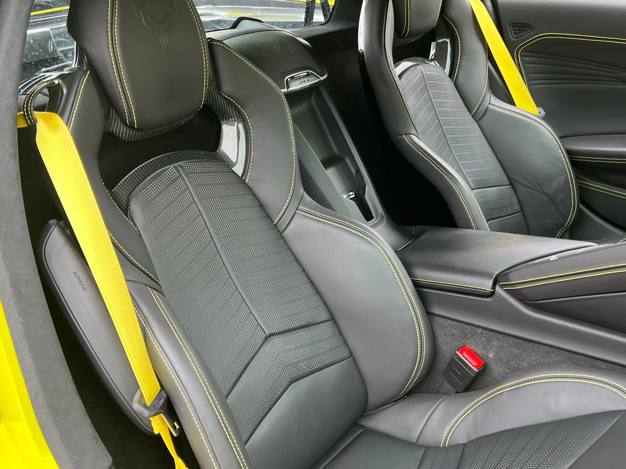 Used 2023 Yellow Chevrolet Z06 image 42
