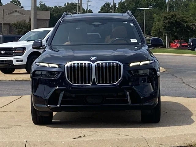 Used 2023 Black BMW xDrive40i image 7