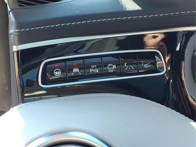 Used 2015  Mercedes-Benz S 550 image 17