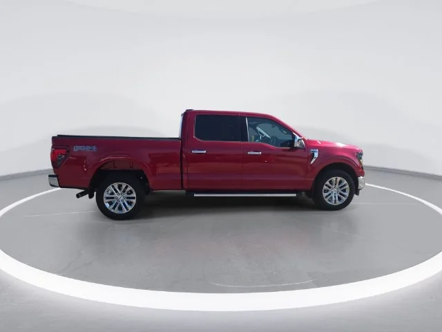Used 2024 Red Ford XLT image 9