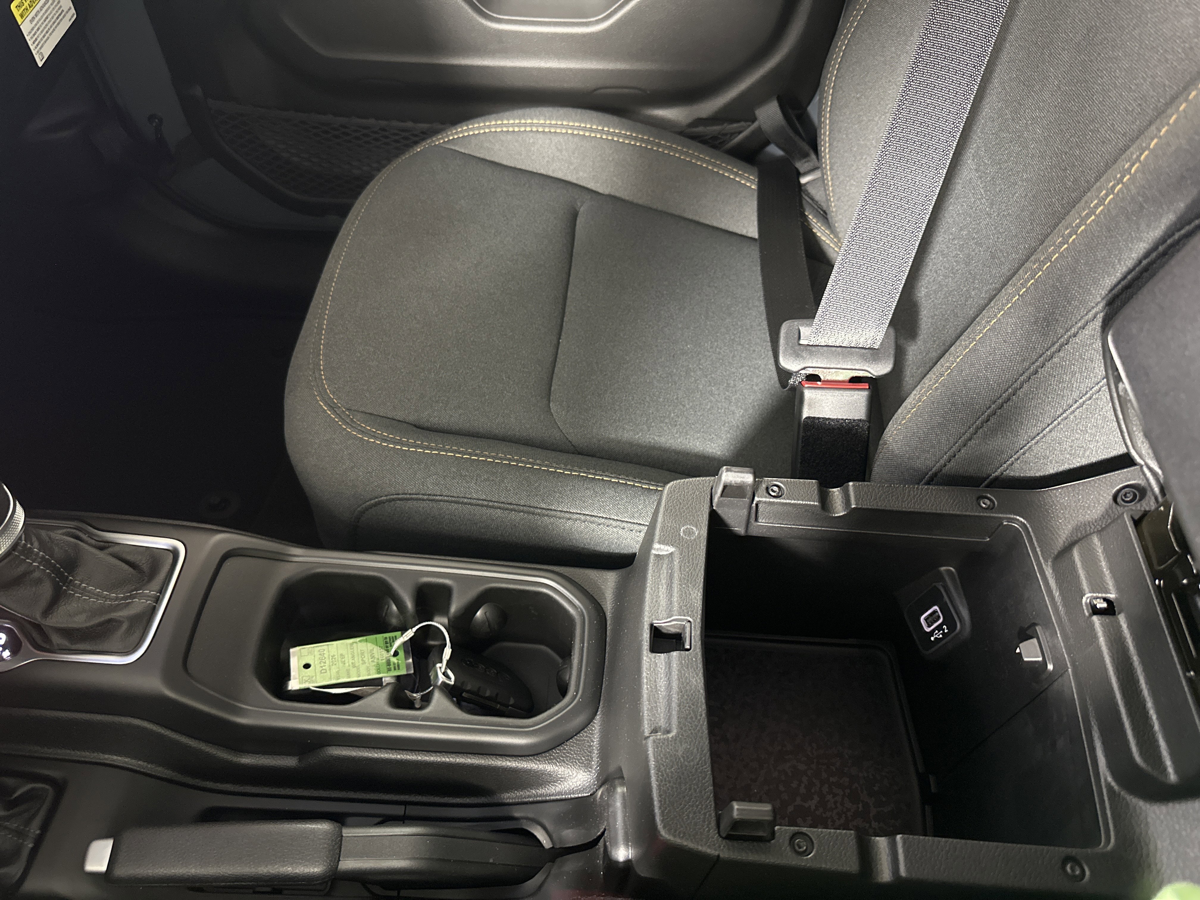 2026 Jeep Wrangler 4-Door Willys - Photo 22