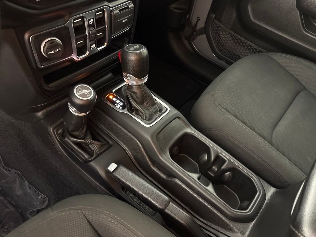 Used 2022 Gray Jeep Unlimited Sport Altitude image 36