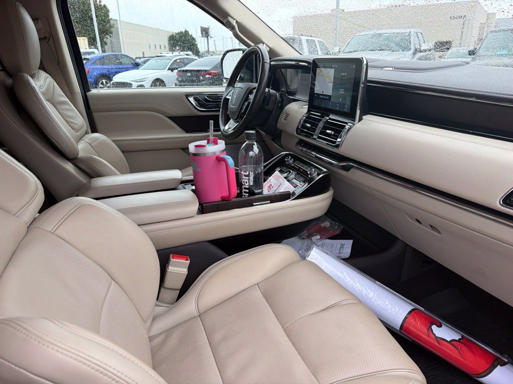 Used 2021 Blue Lincoln Reserve image 15