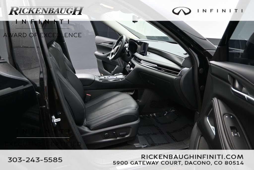 Certified Used 2023 Black INFINITI LUXE image 15