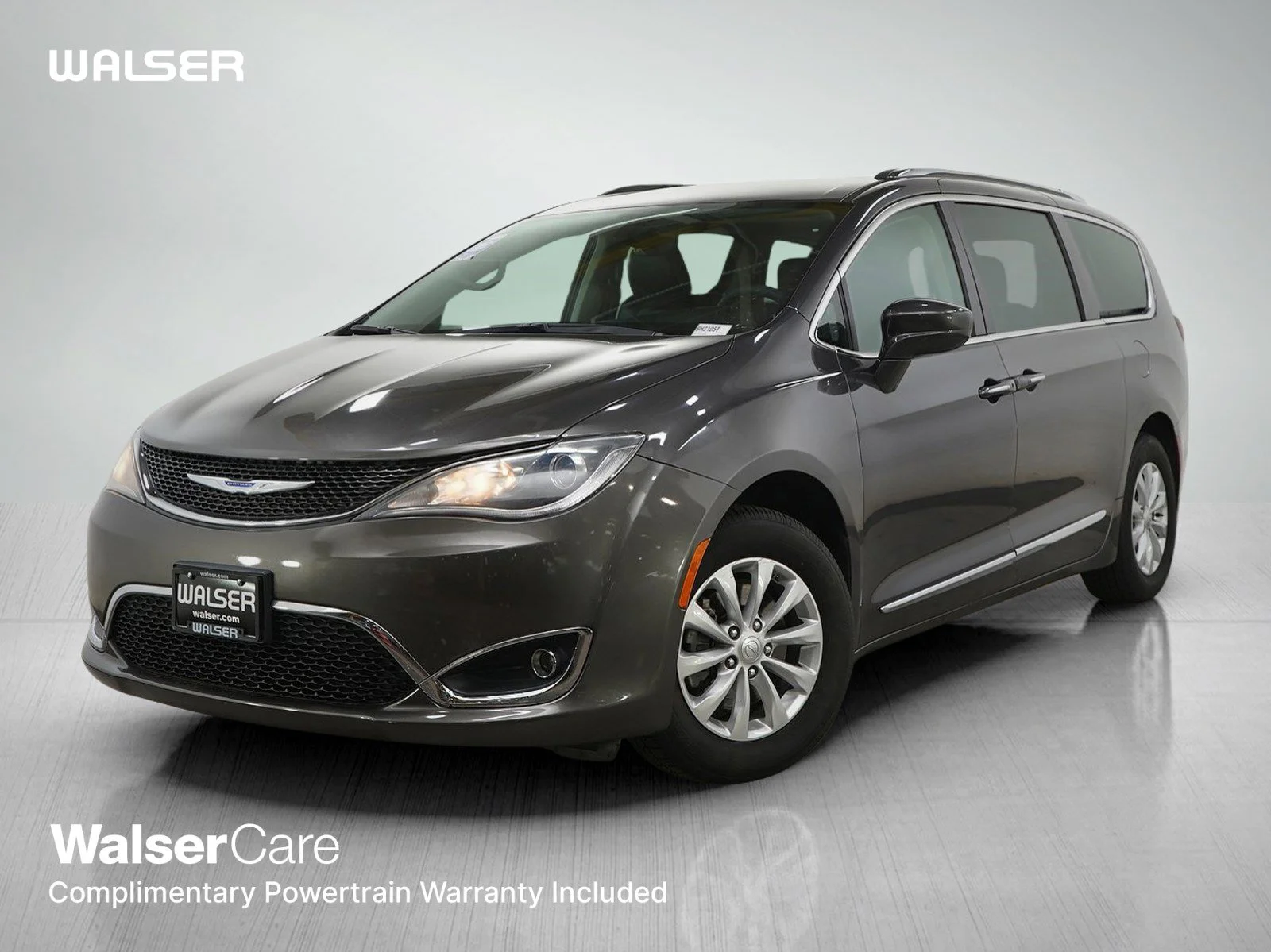 2019 Chrysler Pacifica Touring L's photo