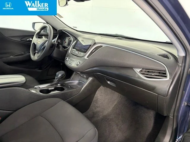Used 2025  Chevrolet LT image 22