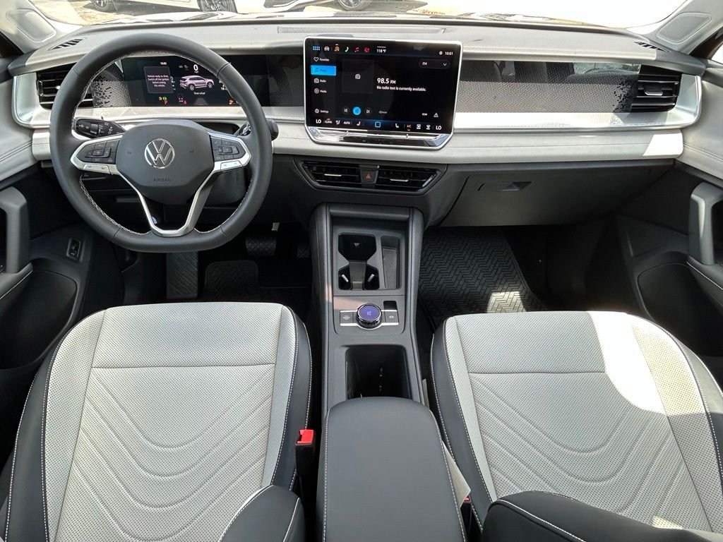 New 2026 Black Volkswagen 2.0T SE image 9