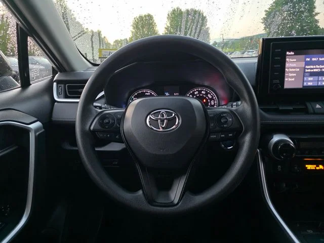 Used 2019 Silver Sky Metallic Toyota XLE image 25