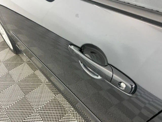 Used 2004 Black Mica Mazda s Base image 10