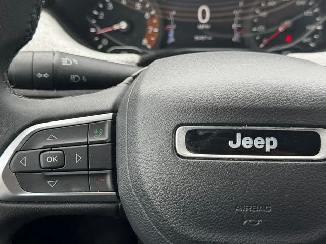 Certified Used 2024 White Jeep Latitude image 23