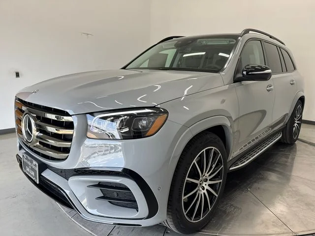 New 2026 MANUFAKTUR Alpine Gray Mercedes-Benz GLS 450 image 32