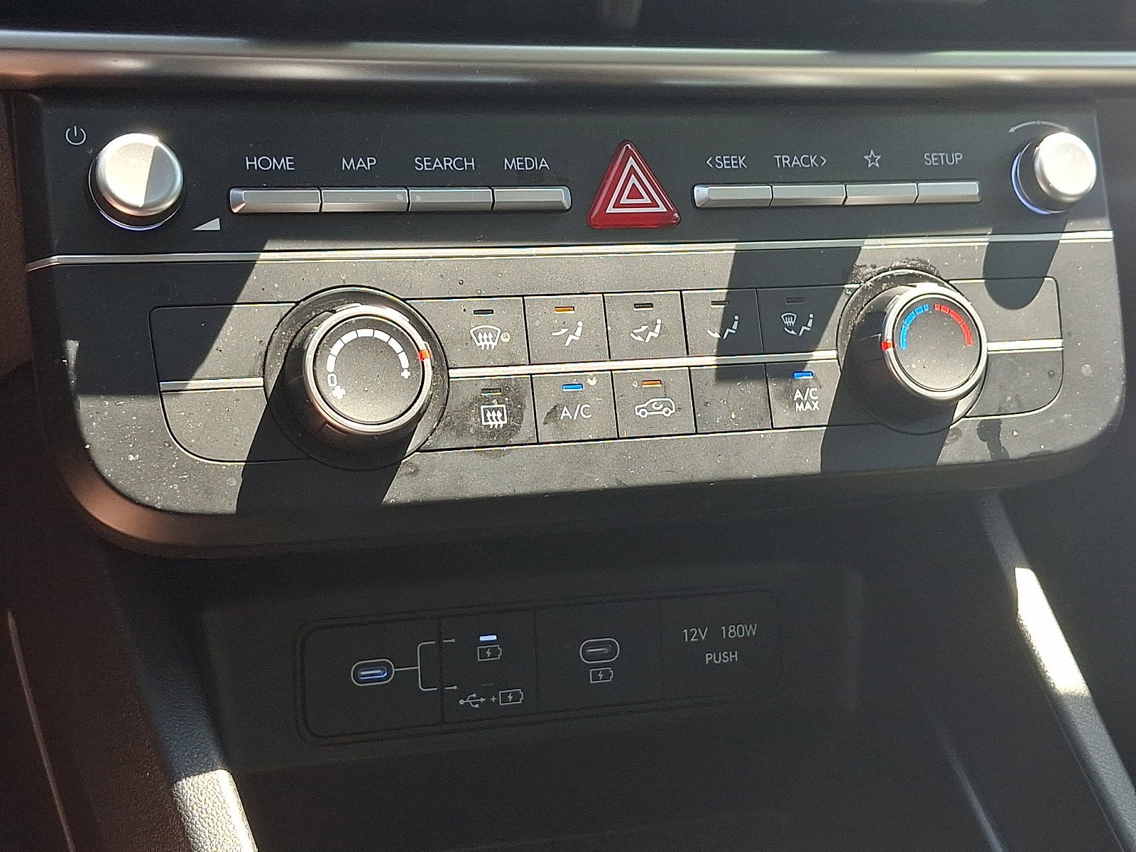 2025 Hyundai Tucson SE - Photo 15