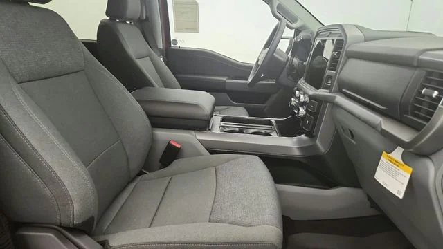 New 2026 Ruby Red Metallic Tinted Clearcoat Ford XLT image 46