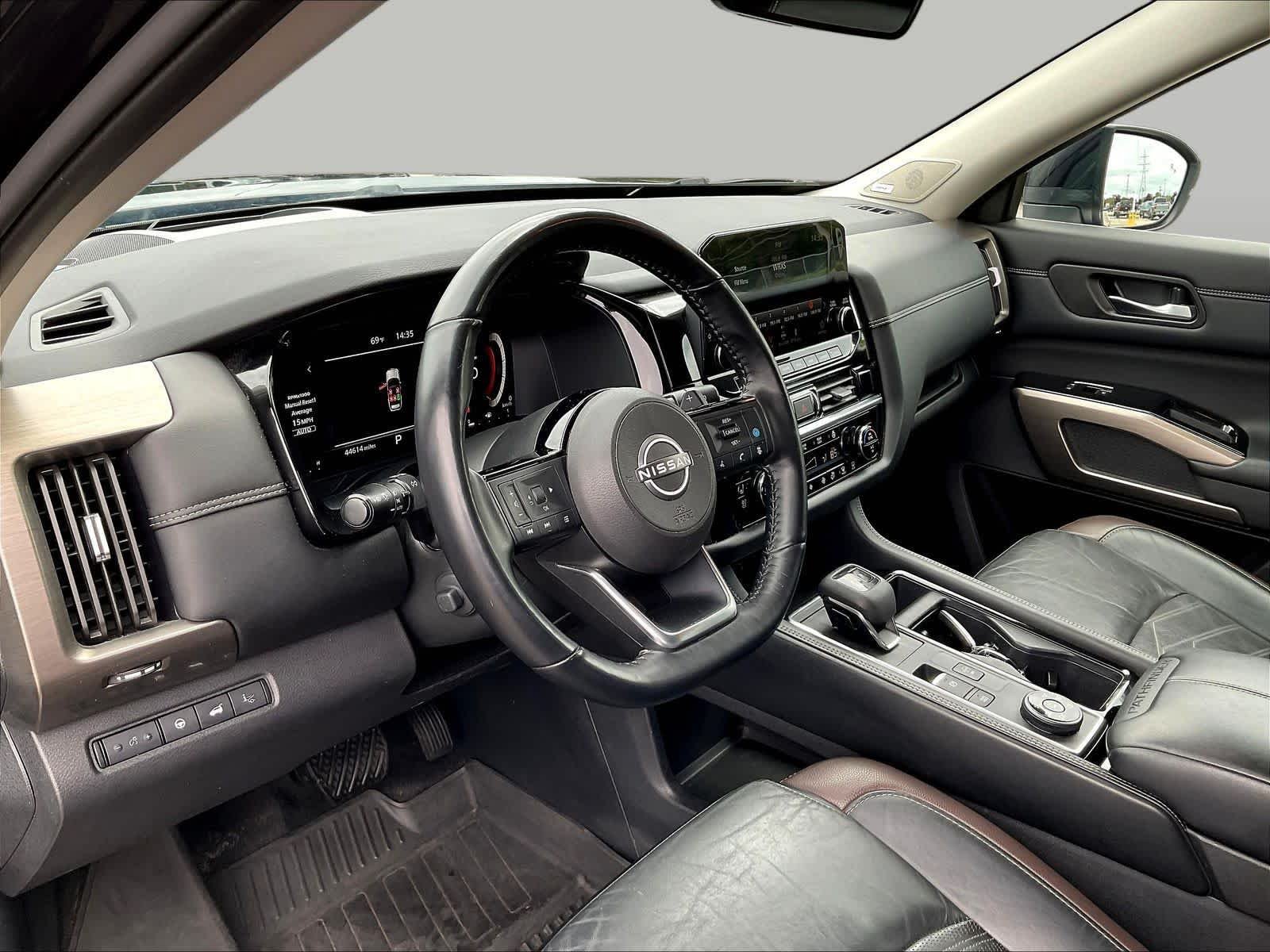 2023 Nissan Pathfinder Platinum - Photo 19