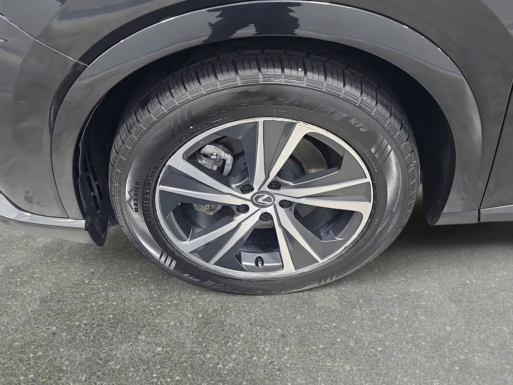 Used 2023 Black Lexus 350 Premium image 34