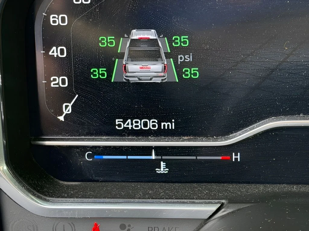 Used 2024 Summit White GMC AT4 image 26