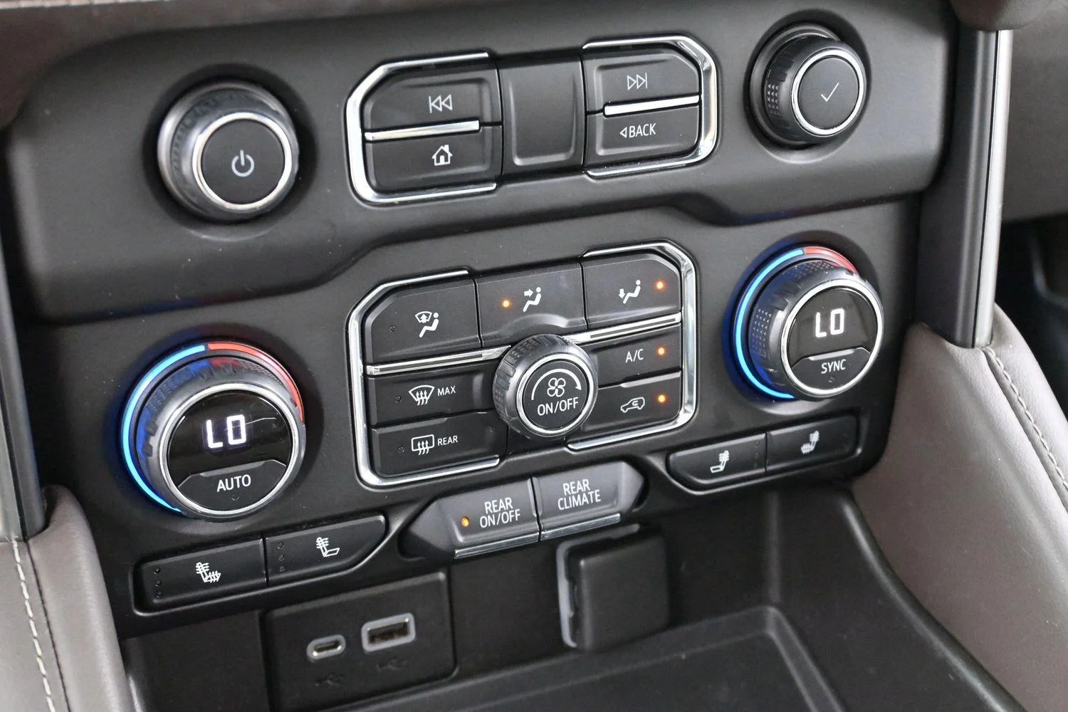 Used 2021 Satin Steel Metallic Chevrolet LT image 24