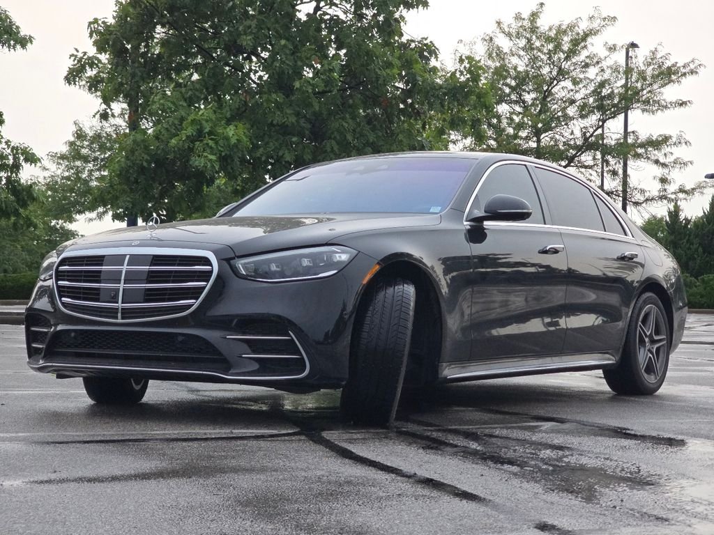 Certified Used 2024 Black Mercedes-Benz S 580e image 12