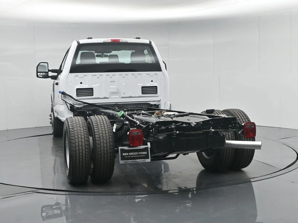 New 2026 White Ford XL image 22
