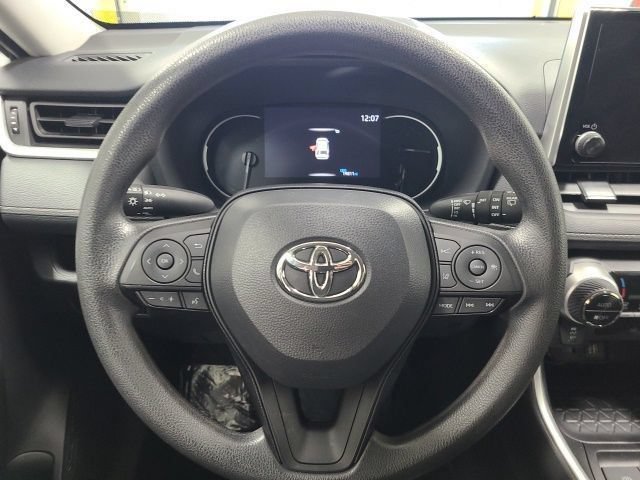 Used 2024 Ice Cap Toyota XLE image 17