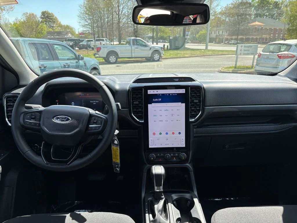 Used 2025 White Ford XLT image 10