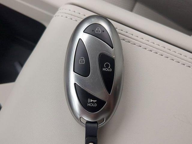 New 2025 Black Hyundai SEL image 28