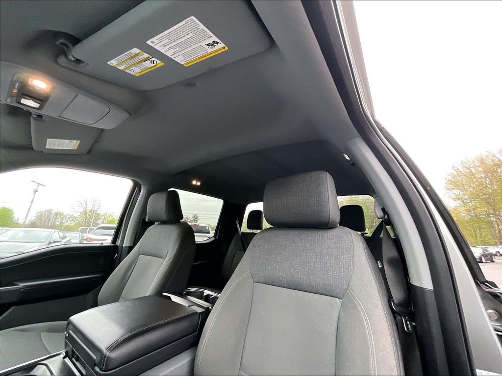 Used 2024 Silver Ford XLT image 7