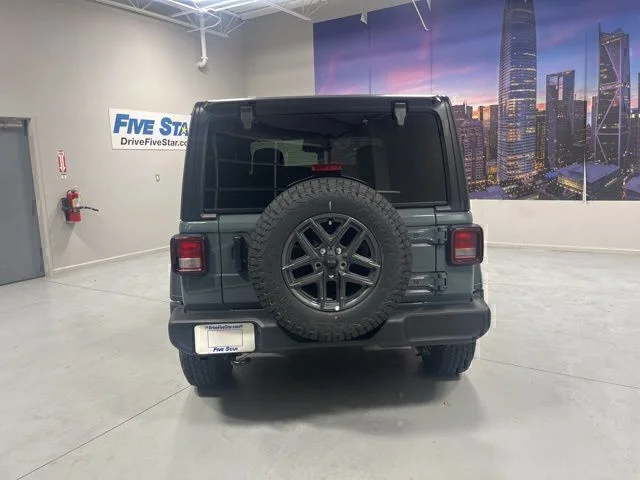 New 2026 Anvil Clear-Coat Exterior Paint Jeep Sport S image 20