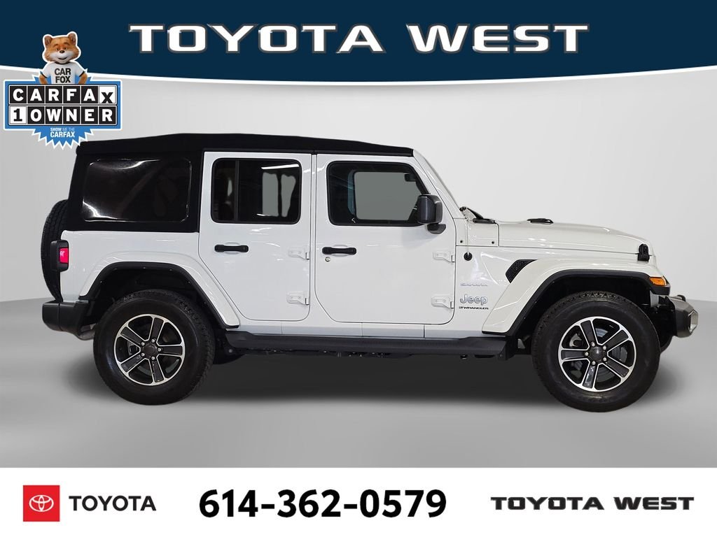 Used 2023 White Jeep Sahara image 4