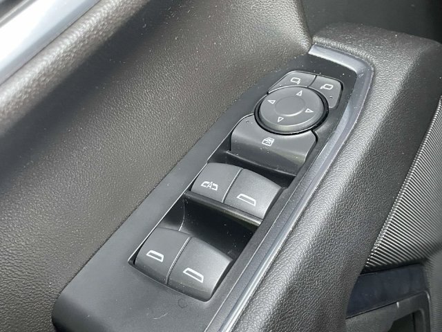 Used 2023 Red Chevrolet RST image 34