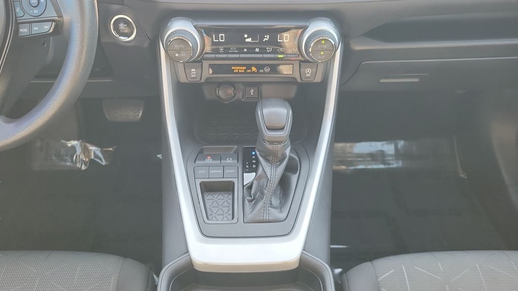 Used 2021 White Toyota XLE image 15