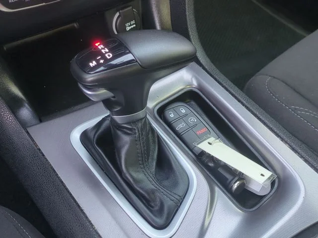 Used 2023 Red Dodge SXT image 38