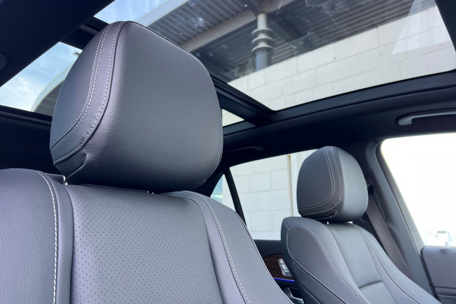 New 2026 Obsidian Black Metallic Mercedes-Benz 350 image 19