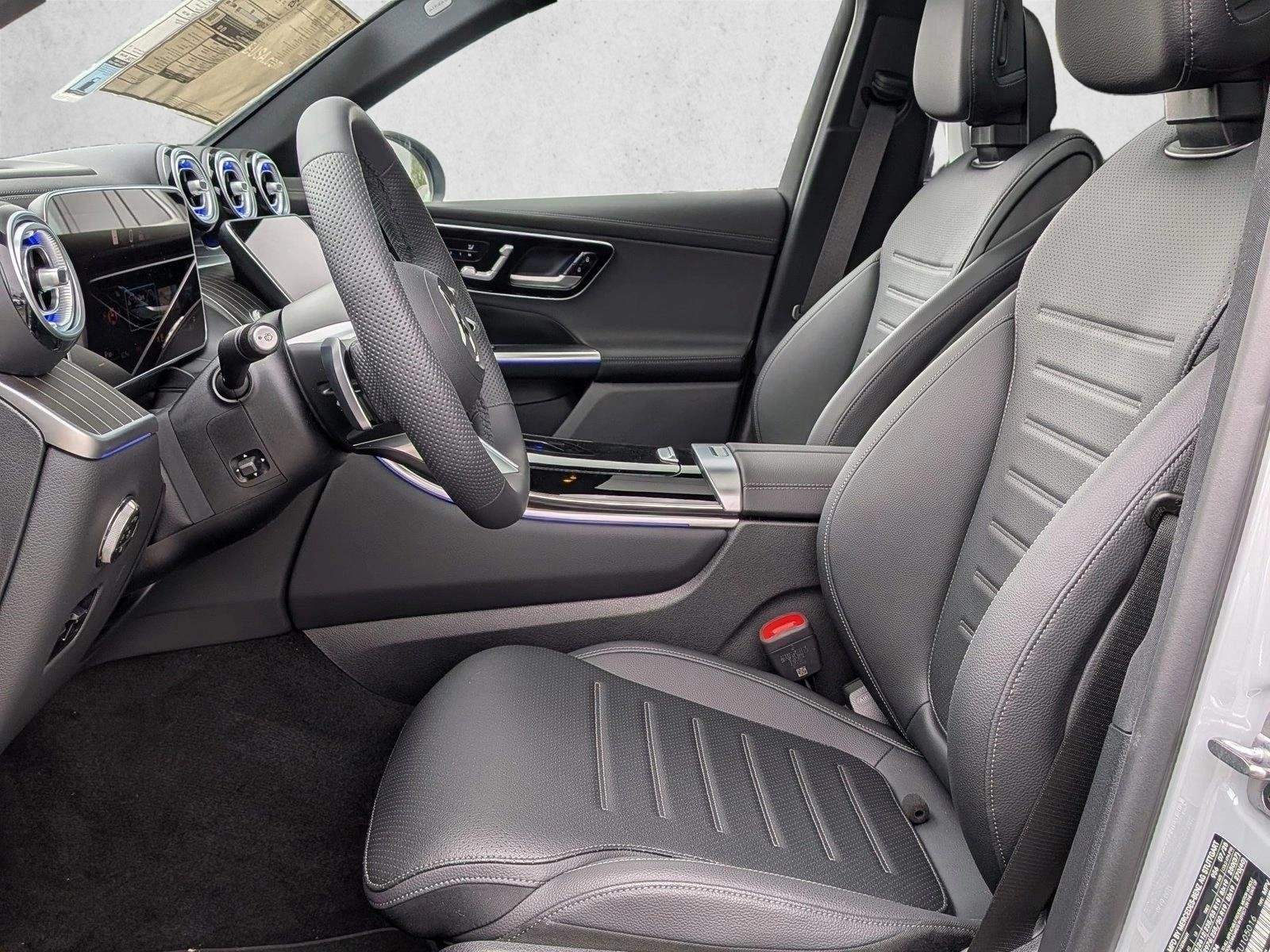 2026 Mercedes-Benz GLC Base - Photo 4