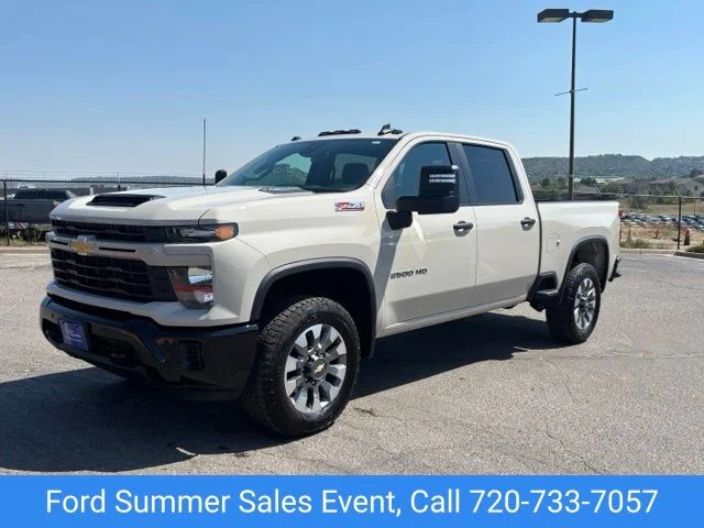 2026 Chevrolet Silverado 2500HD Custom