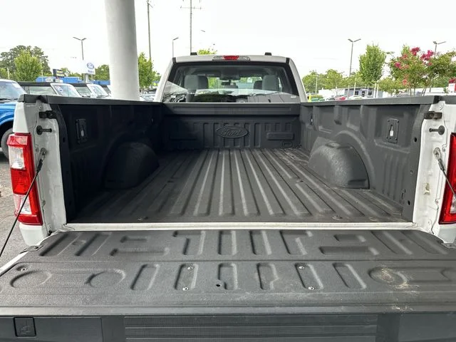Used 2021 White Ford XL image 24