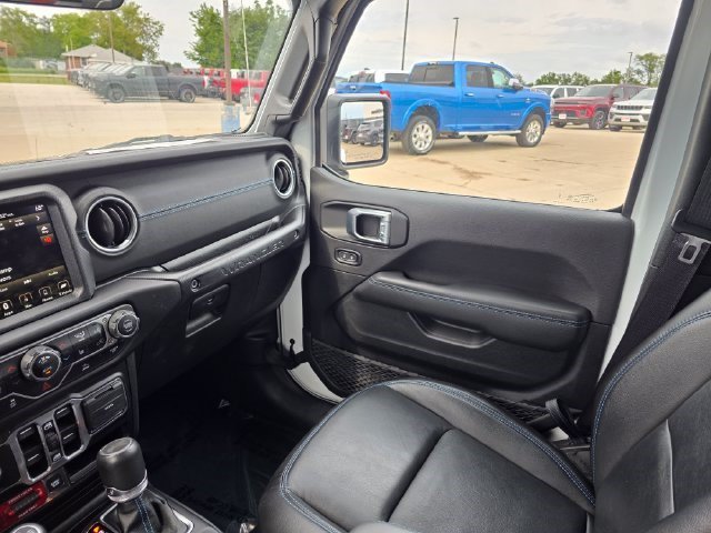Certified Used 2023 Bright White Clearcoat Jeep Rubicon image 40
