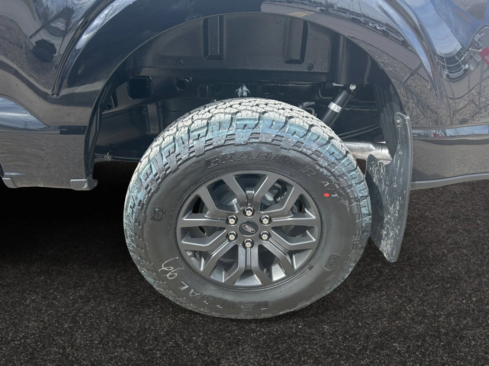 New 2026 Agate Black Metallic Ford Tremor image 9
