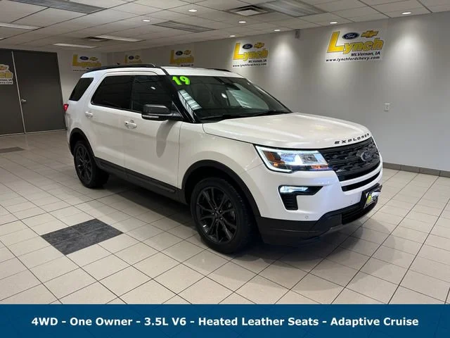 2019 Ford Explorer XLT 4WD's photo