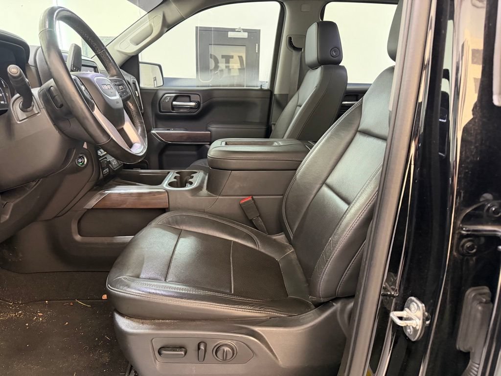 Used 2020 ONYX BLACK GMC SLT image 14