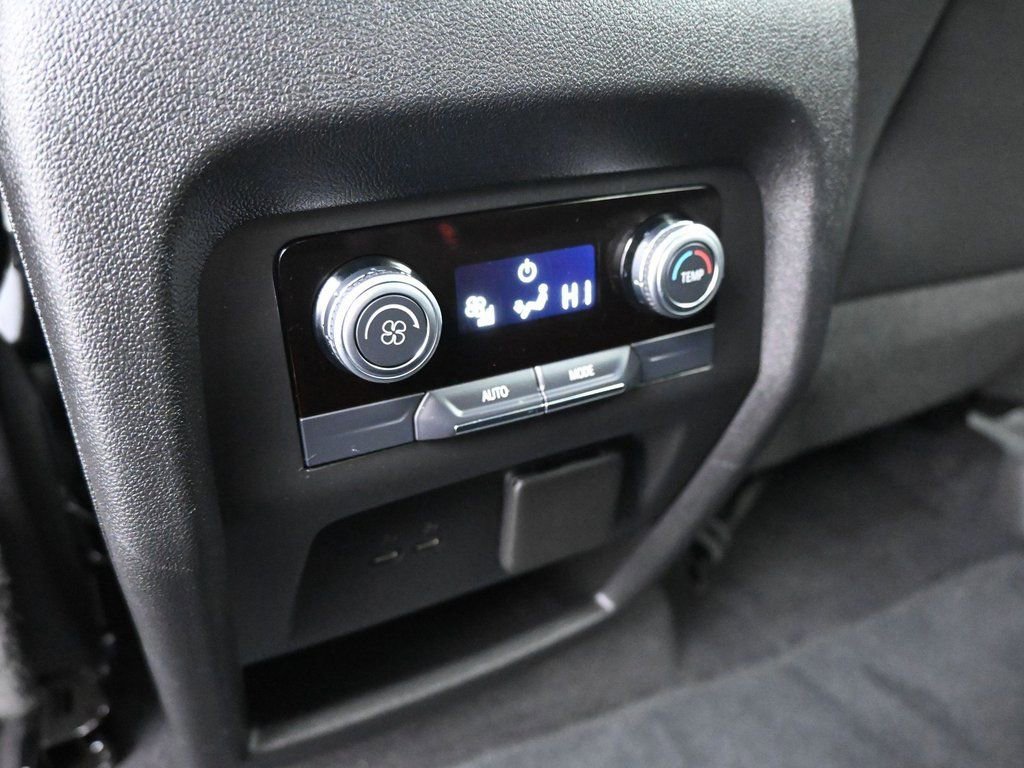 Used 2025 Ebony Twilight Metallic GMC Elevation image 20