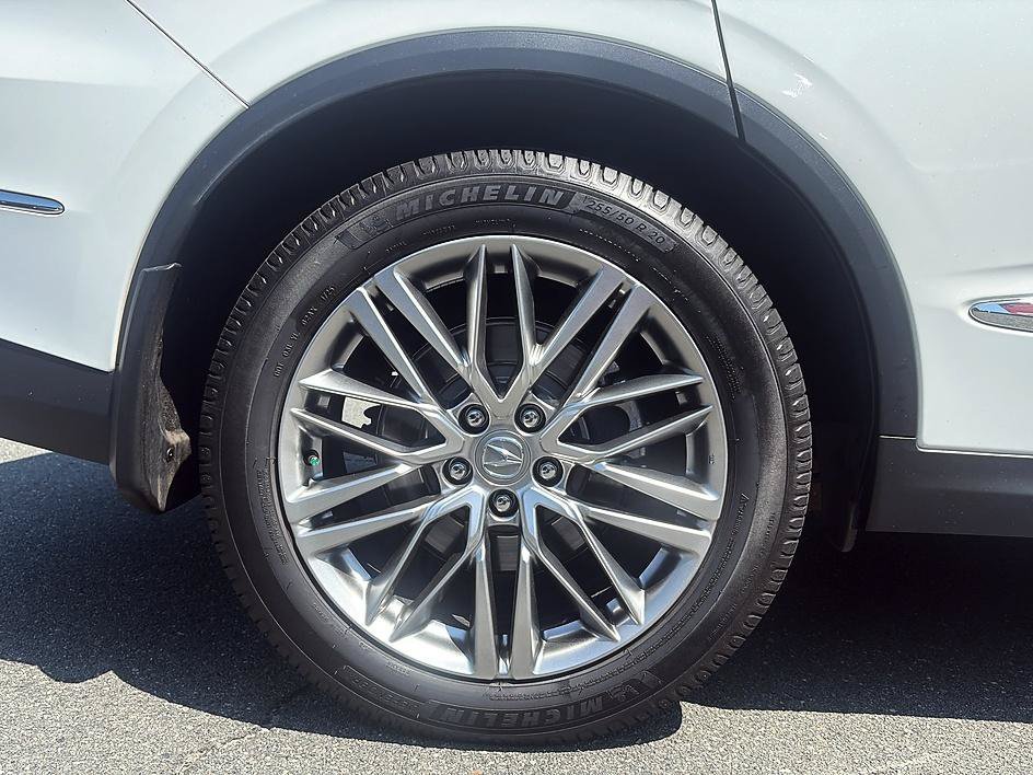 Used 2022 Platinum White Acura w/Advance Package image 11