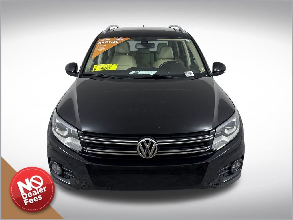 Used 2012  Volkswagen S image 8
