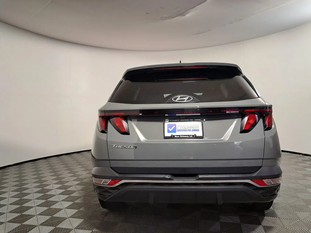 Used 2024 Gray Hyundai SEL image 6