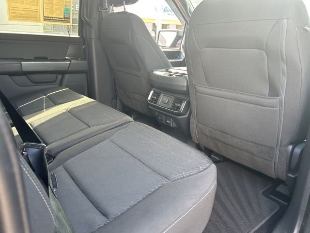 Used 2022 Blue Ford XLT image 15