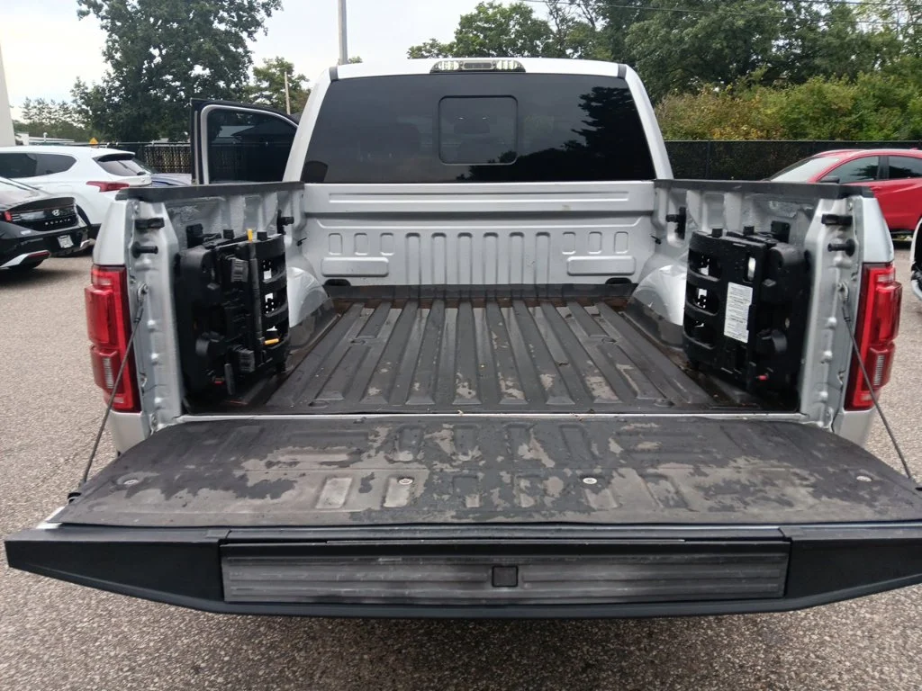 Used 2015 Ingot Silver Ford Platinum image 35
