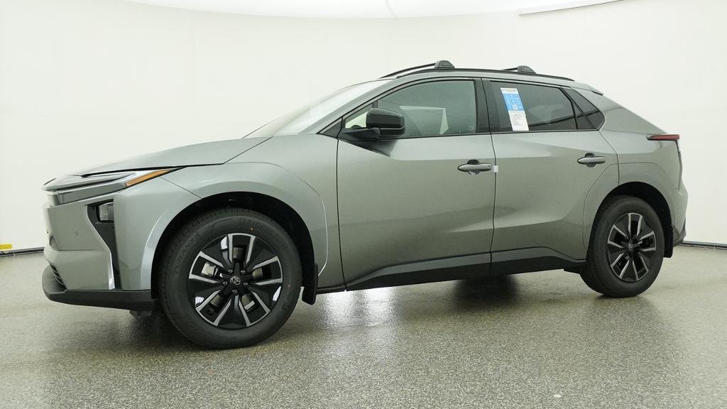 New 2026 Heavy Metal Toyota XLE image 4