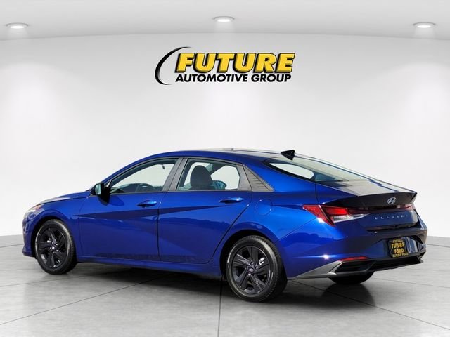 Certified Used 2021 Blue Hyundai SEL image 7