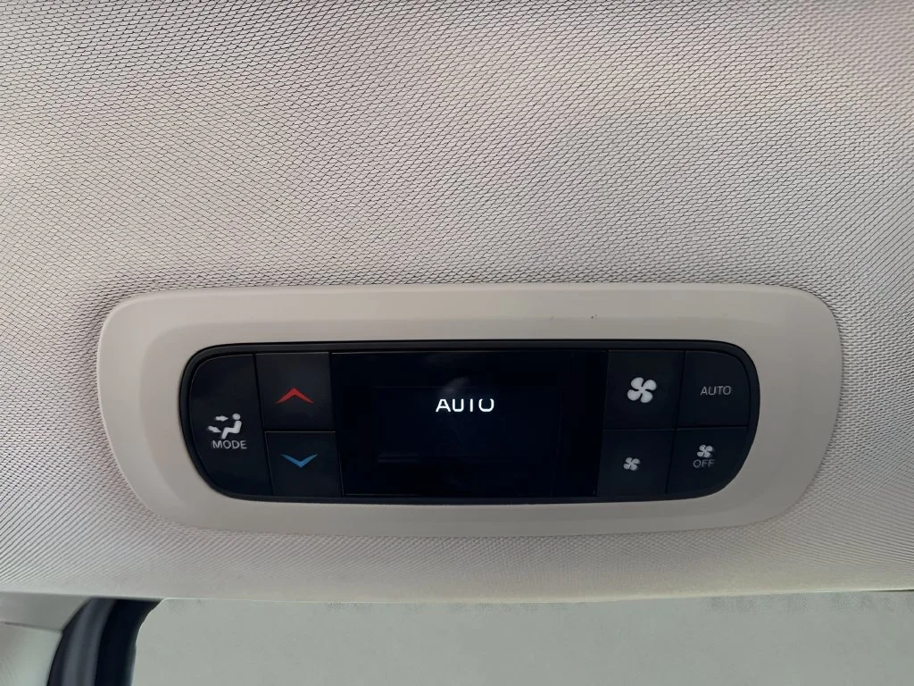Used 2024 Silver Chrysler Touring L image 15